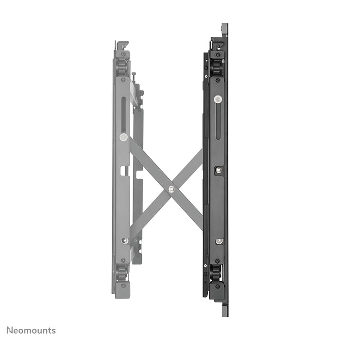 Neomounts LED-VW1750 sort er en flad video væg vægbeslag til skærme op til 55 tommer (140 cm).