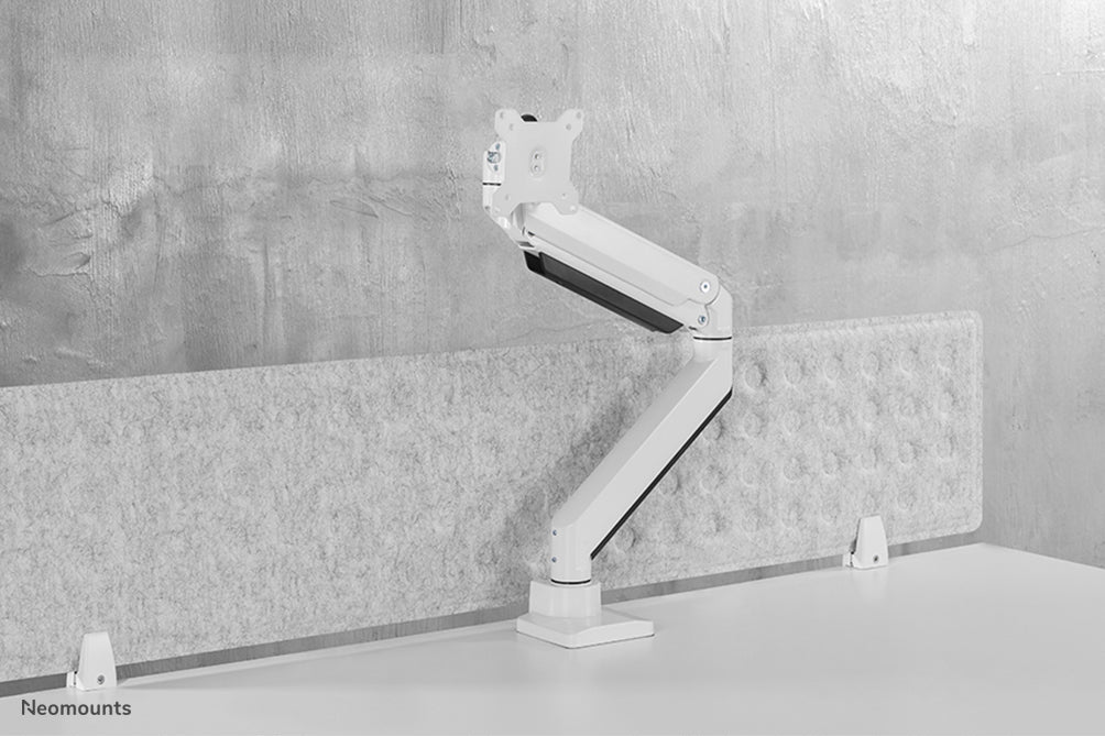 Neomounts NM-D775 hvidPLUS er en gasdæmpet bordholder til buede skærme op til 49 tommer (124 cm) - Hvid