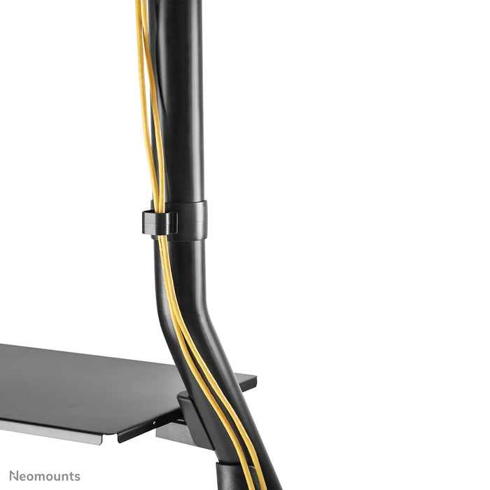 Neomounts NS-M3800 sort er et mobilt møbel til fladskærme op til 100 tommer (254 cm).