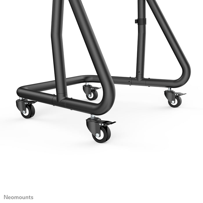 Neomounts NS-M3800 sort er et mobilt møbel til fladskærme op til 100 tommer (254 cm).