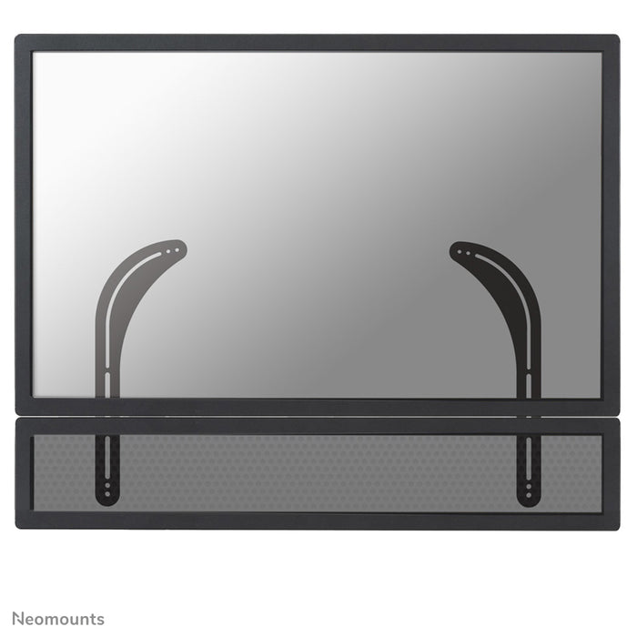 Neomounts soundbarholder, model NS-SB100, er ideel til montering af en soundbar under fladskærms-tv.
